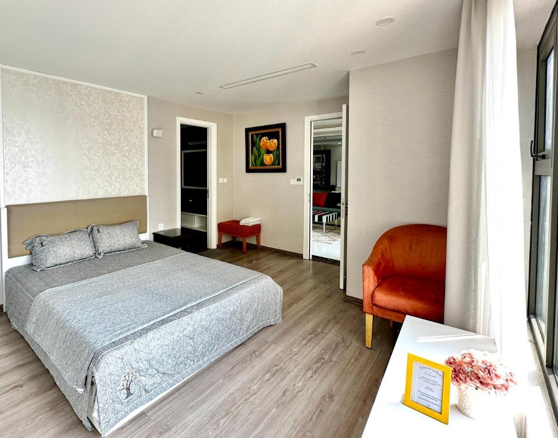 Westlake Homestay Hanoi - D'Le Roi Soleil Экстерьер фото