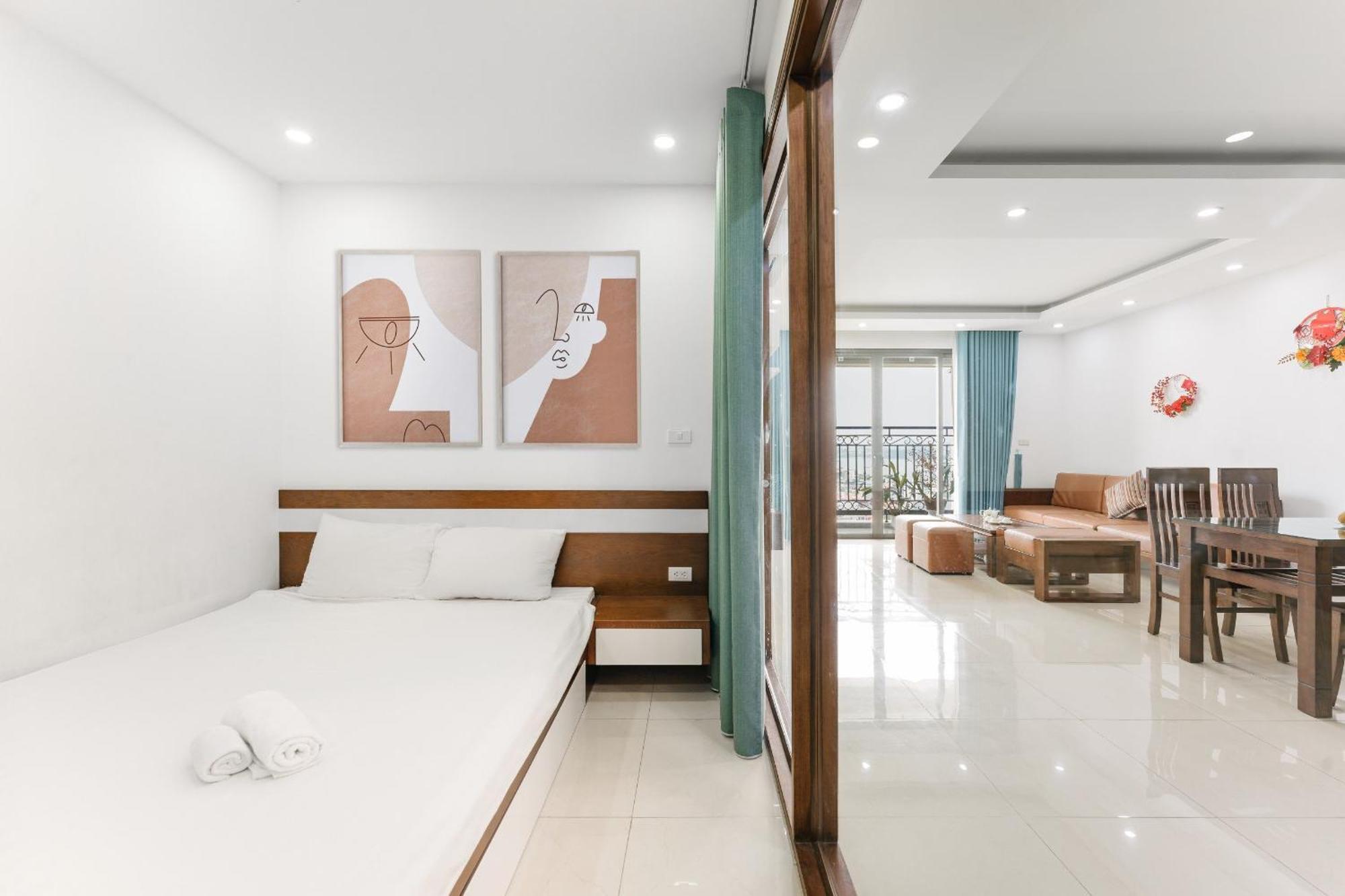 Westlake Homestay Hanoi - D'Le Roi Soleil Экстерьер фото