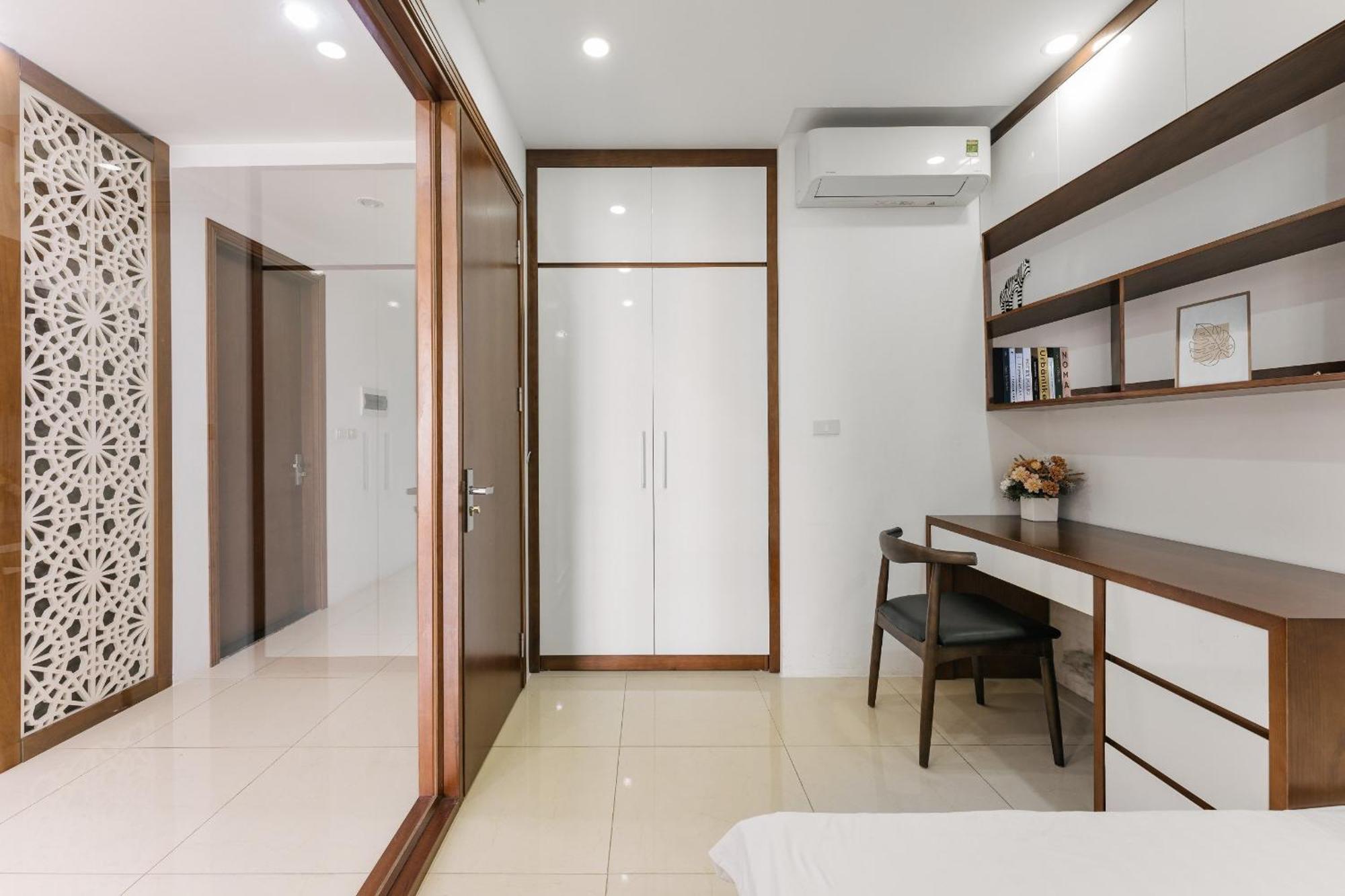 Westlake Homestay Hanoi - D'Le Roi Soleil Номер фото